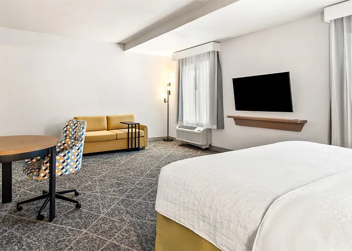 Hampton Inn And Suites Merced